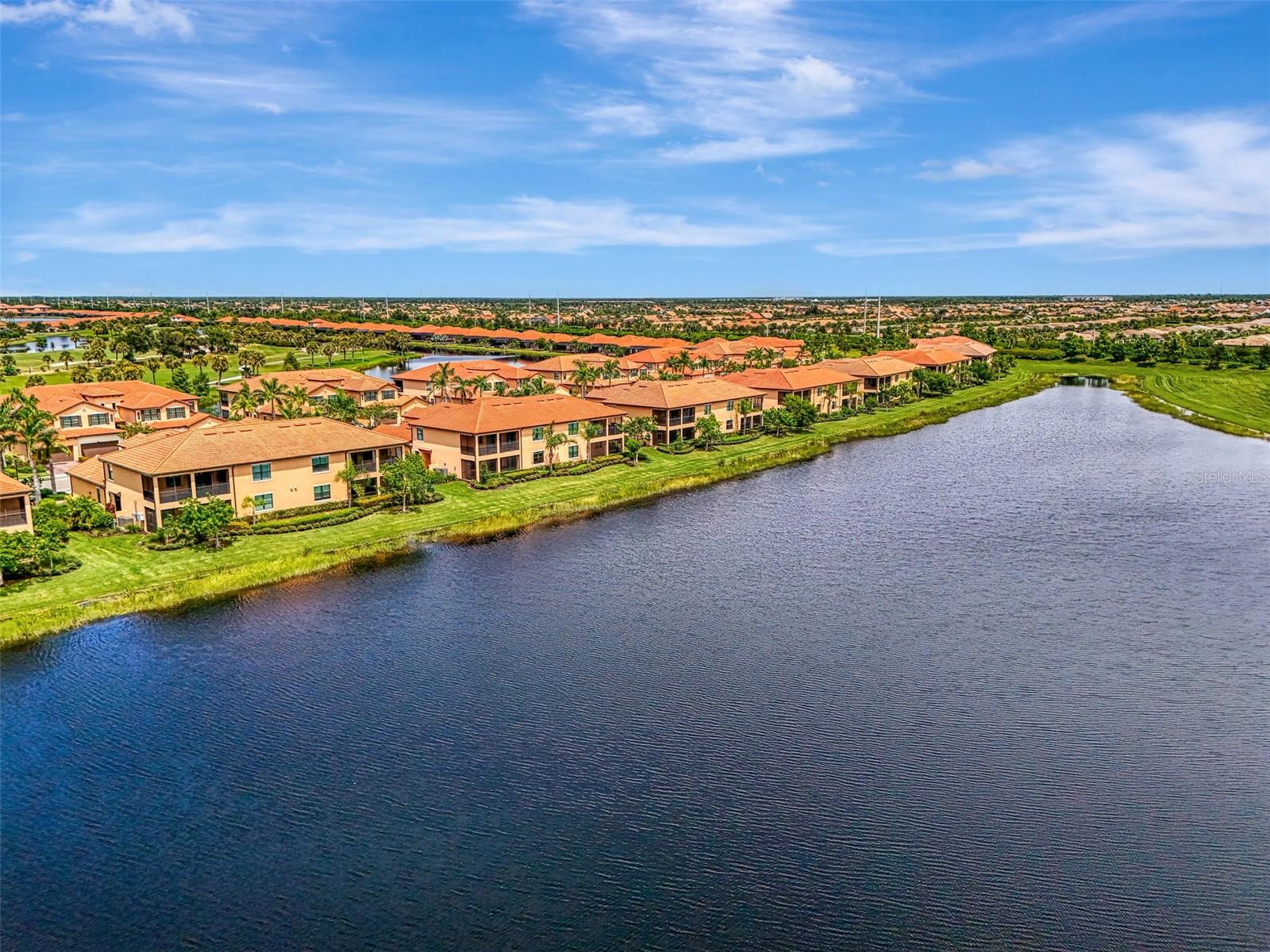 SARASOTA NATIONAL - Residential