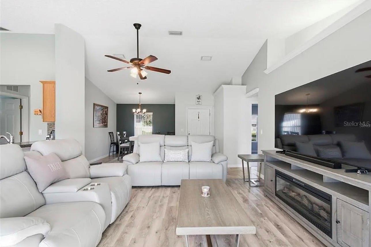 PALM COAST SEC 30 - Residential Lease