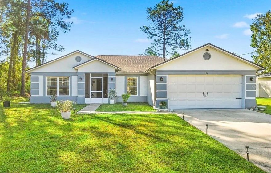 Charming 3 bedroom 2 bath home located in heart of Palm Coast. No carpet, close to shopping and restaurants, short drive to beach.   Available for move in May 15.2026. $50 background credit check  fee per 18 year old on lease.