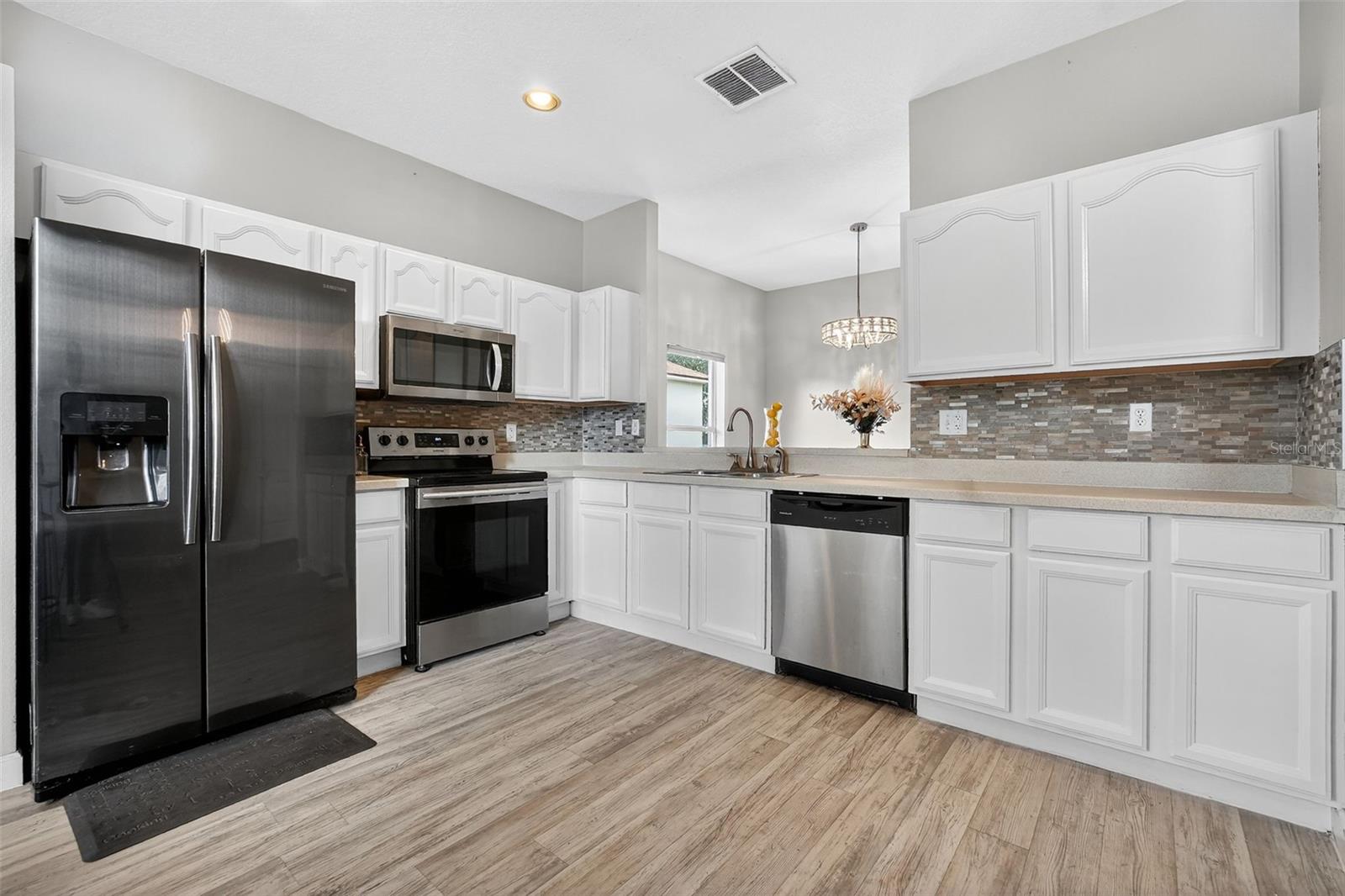 5037 SHALE RIDGE TRAIL