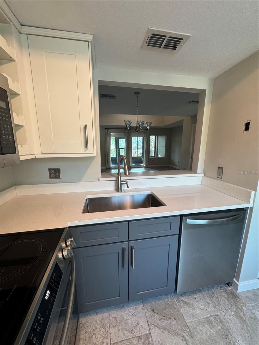 LOCH LOMOND ESTATES CONDO - Residential Lease