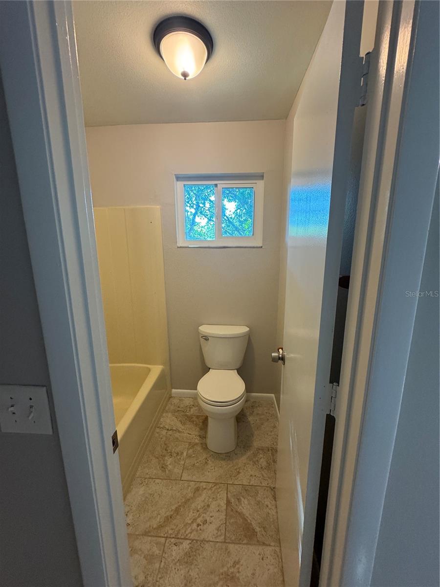 LOCH LOMOND ESTATES CONDO - Residential Lease