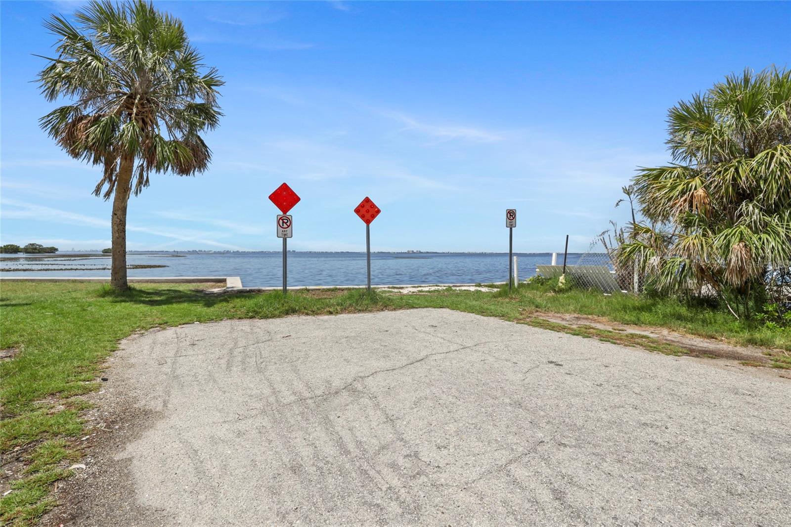 BAY VIEW SHORES - Residential