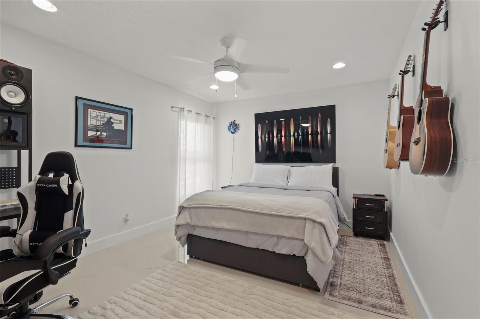 BAY VIEW SHORES - Residential