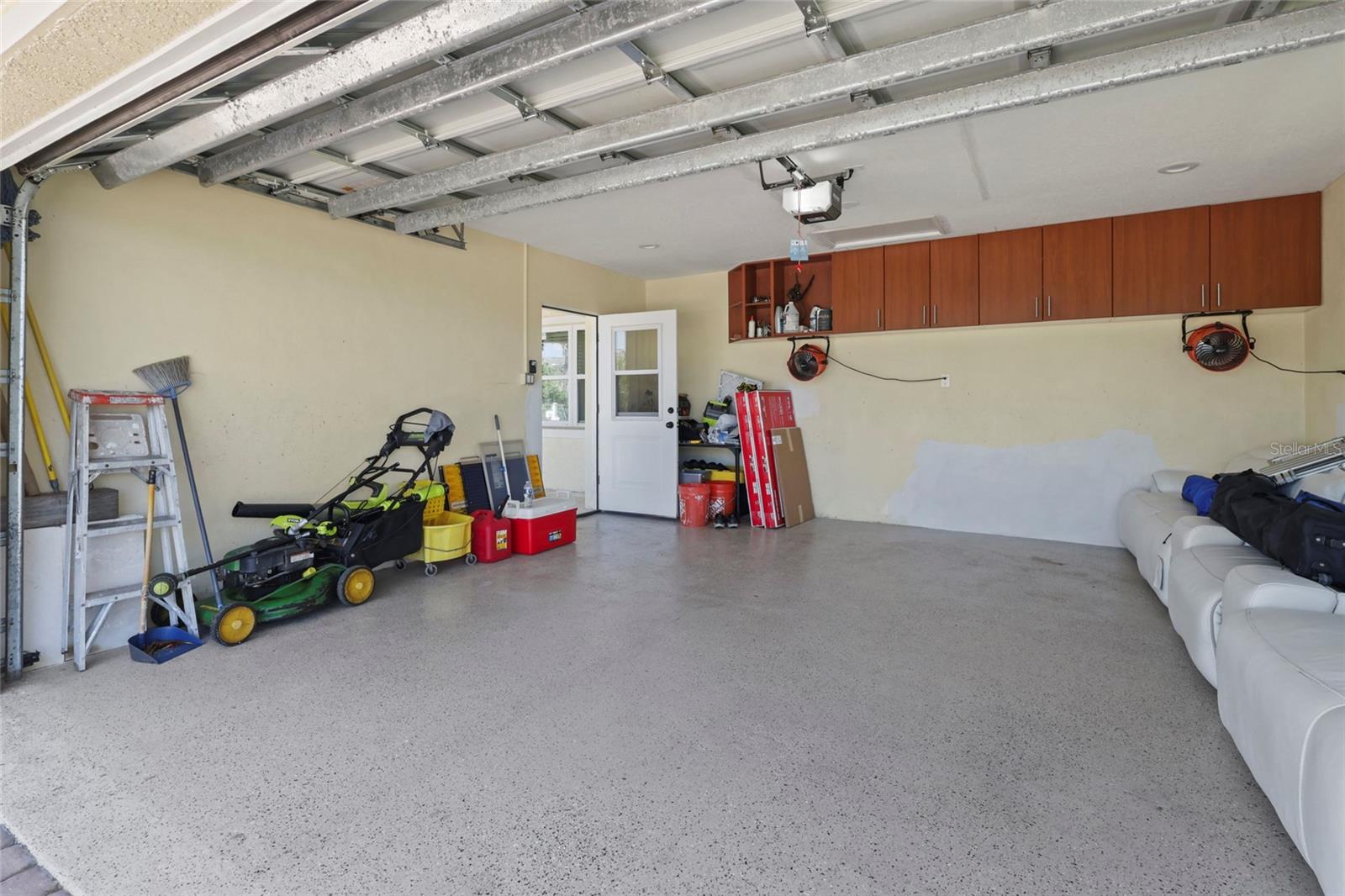 BAY VIEW SHORES - Residential