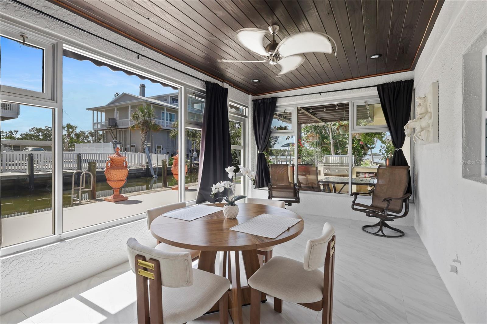 BAY VIEW SHORES - Residential