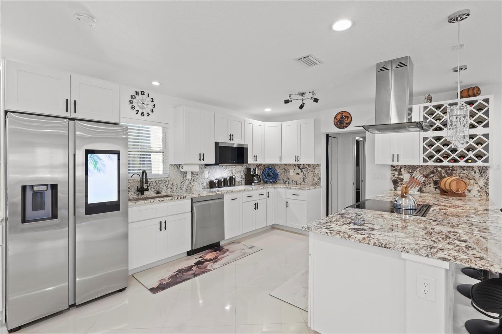 BAY VIEW SHORES - Residential