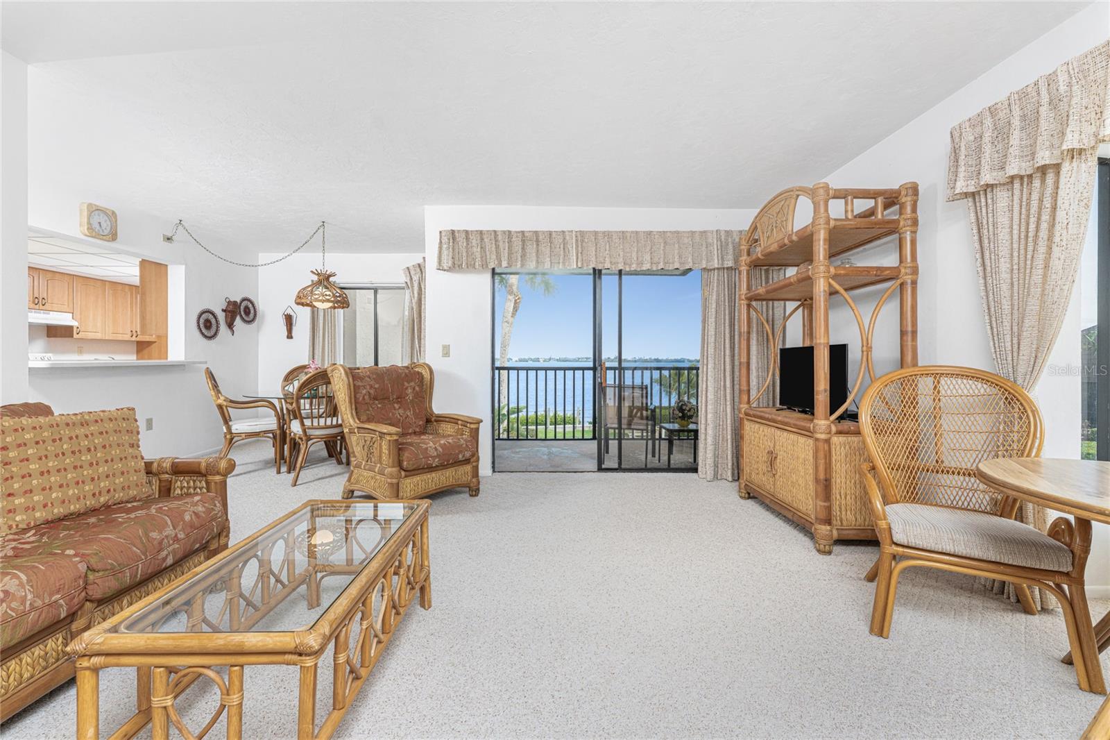 2955 N BEACH ROAD A425, ENGLEWOOD, FL, 34223 4 2955 N BEACH ROAD A425