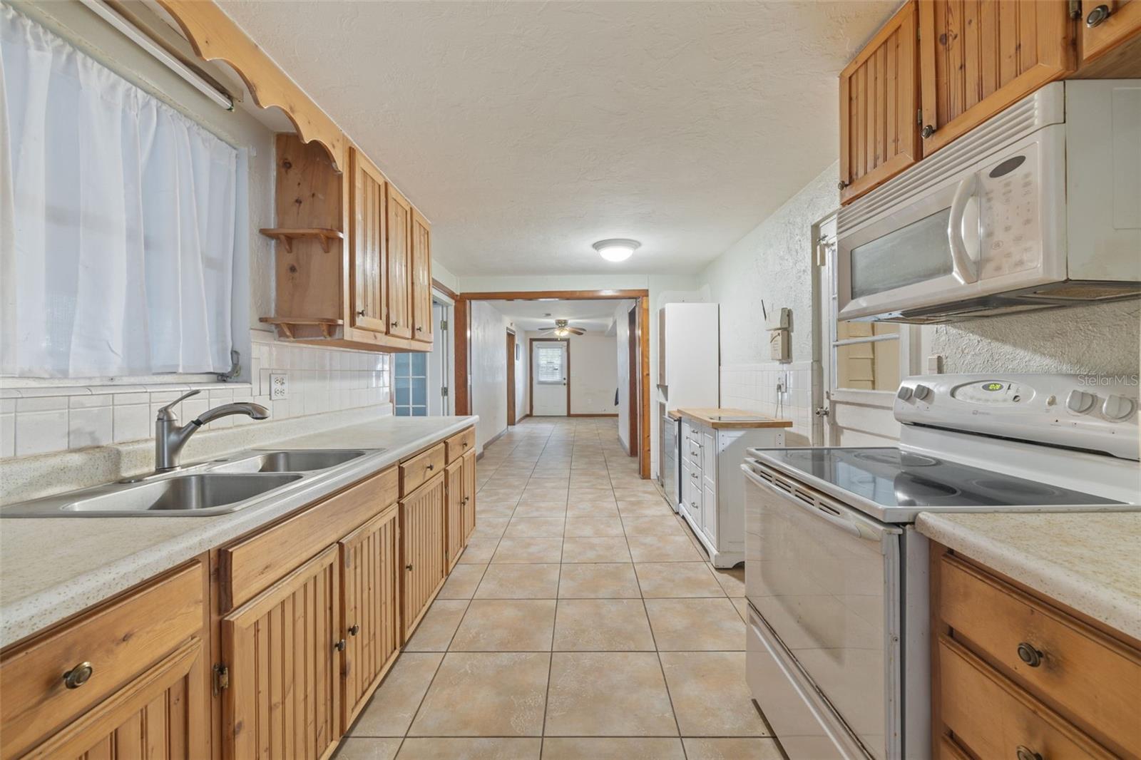 302 51ST STREET W
