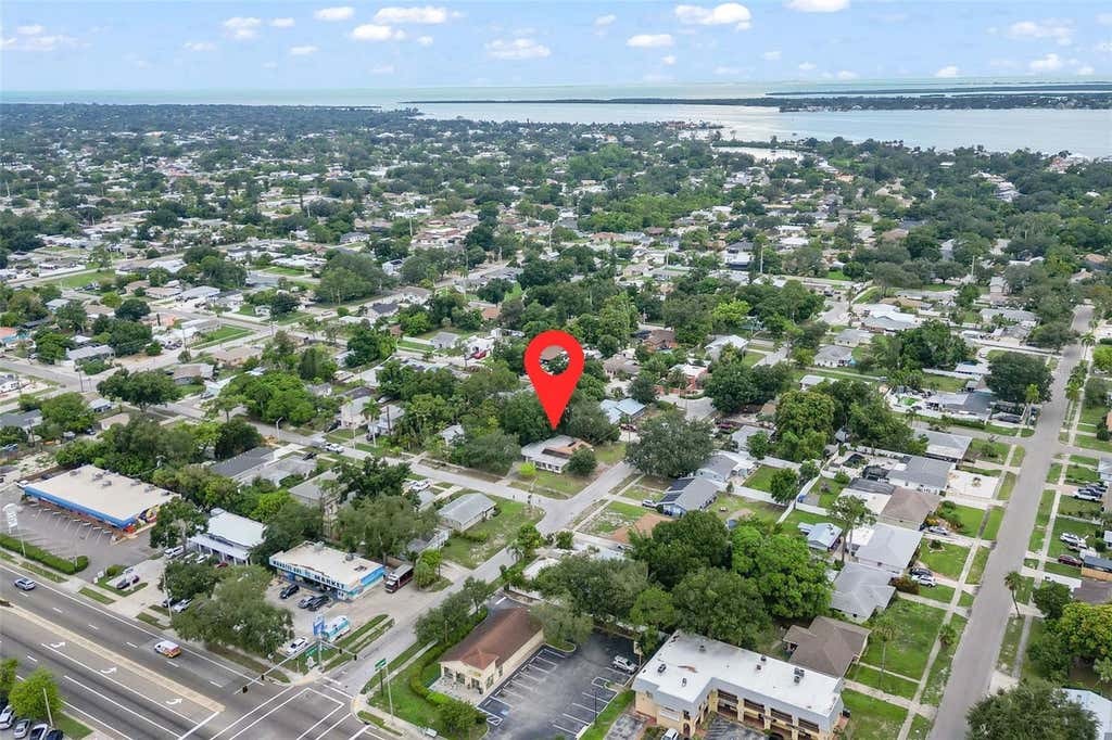Photo of 302 51st Street W, Bradenton, FL 34209 (MLS # TB8535844)