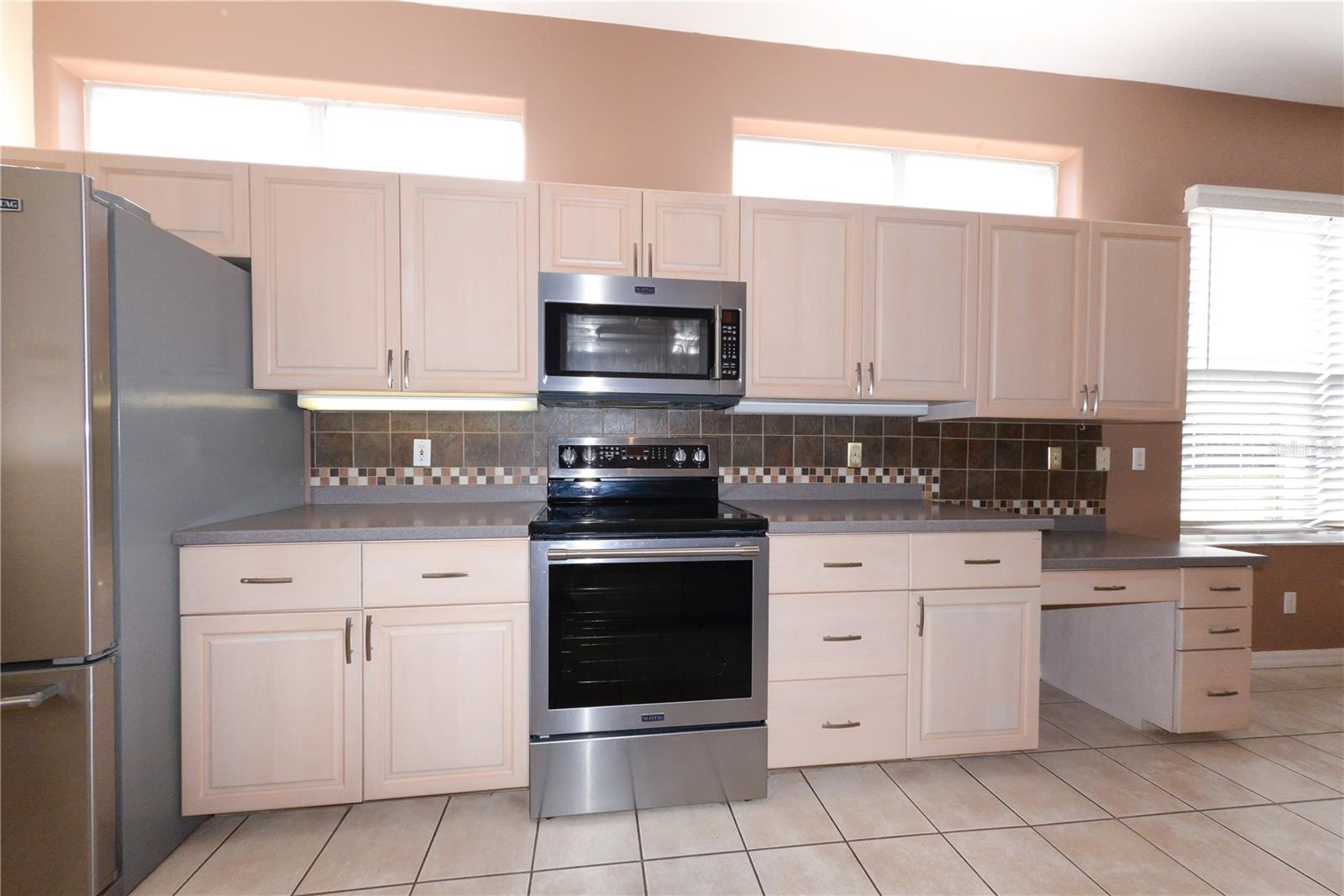 SEMINOLE LAKES PH 01 - Residential