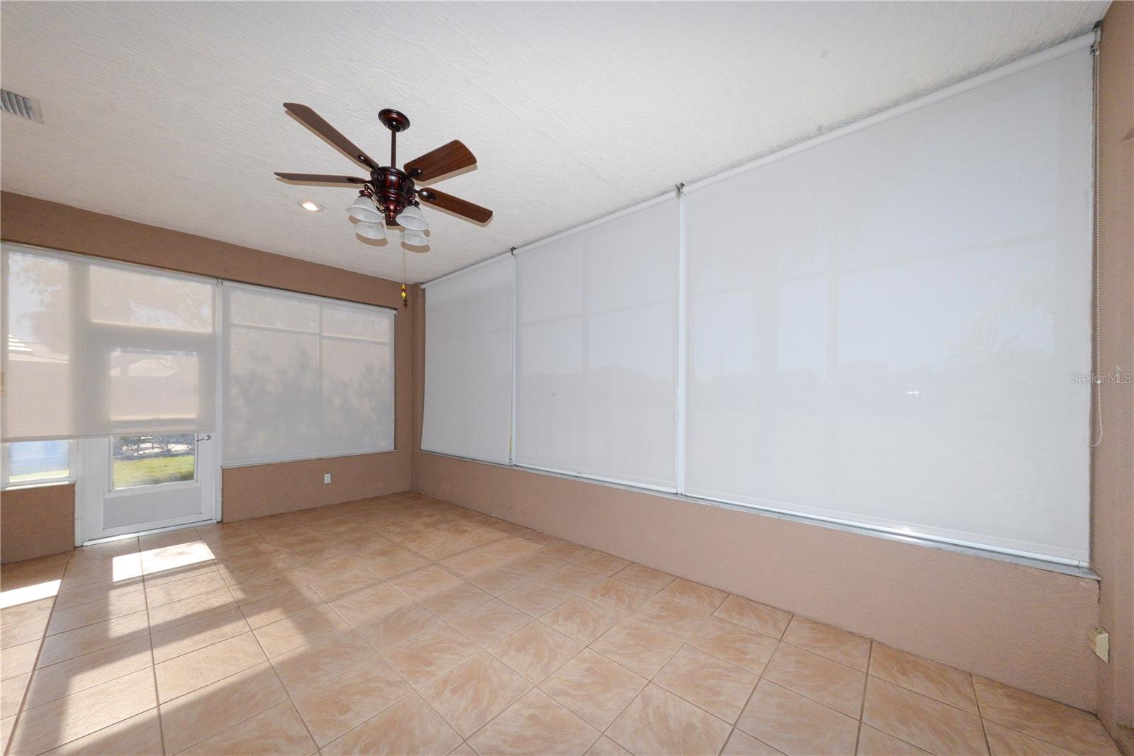 SEMINOLE LAKES PH 01 - Residential