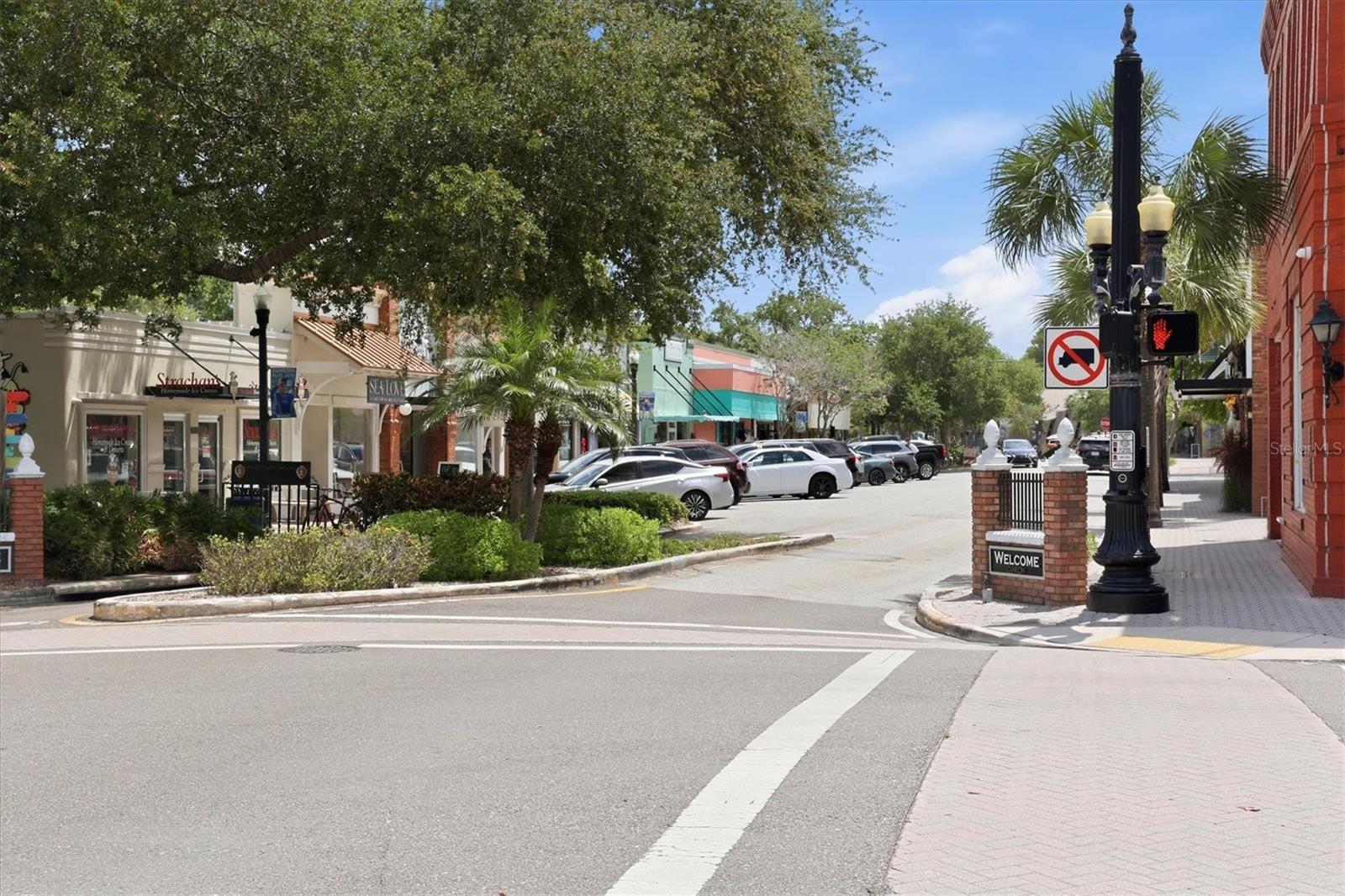 SPANISH ACRES - Residential