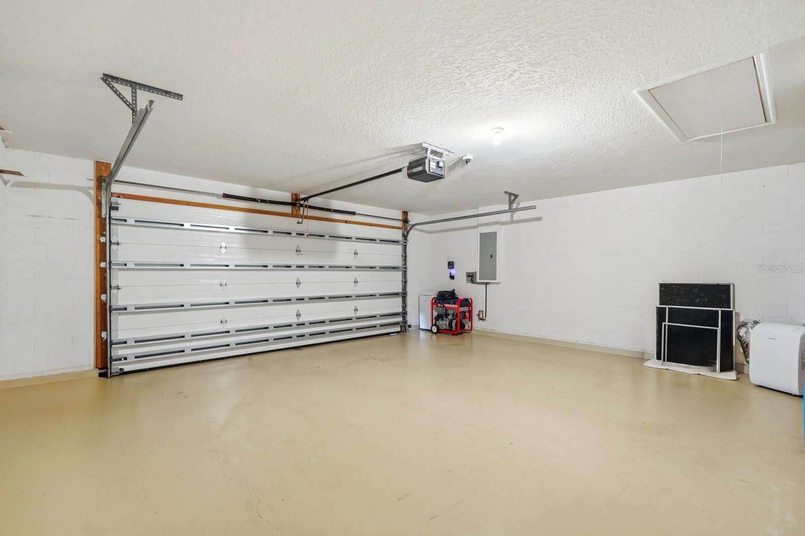 BREAKAWAY TRAILS - Residential