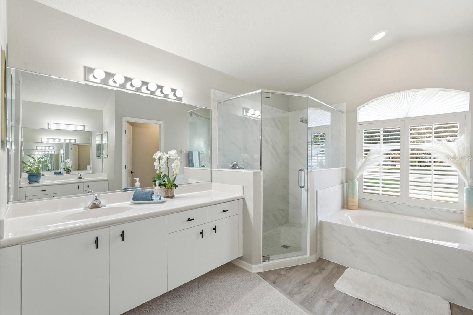 BREAKAWAY TRAILS - Residential