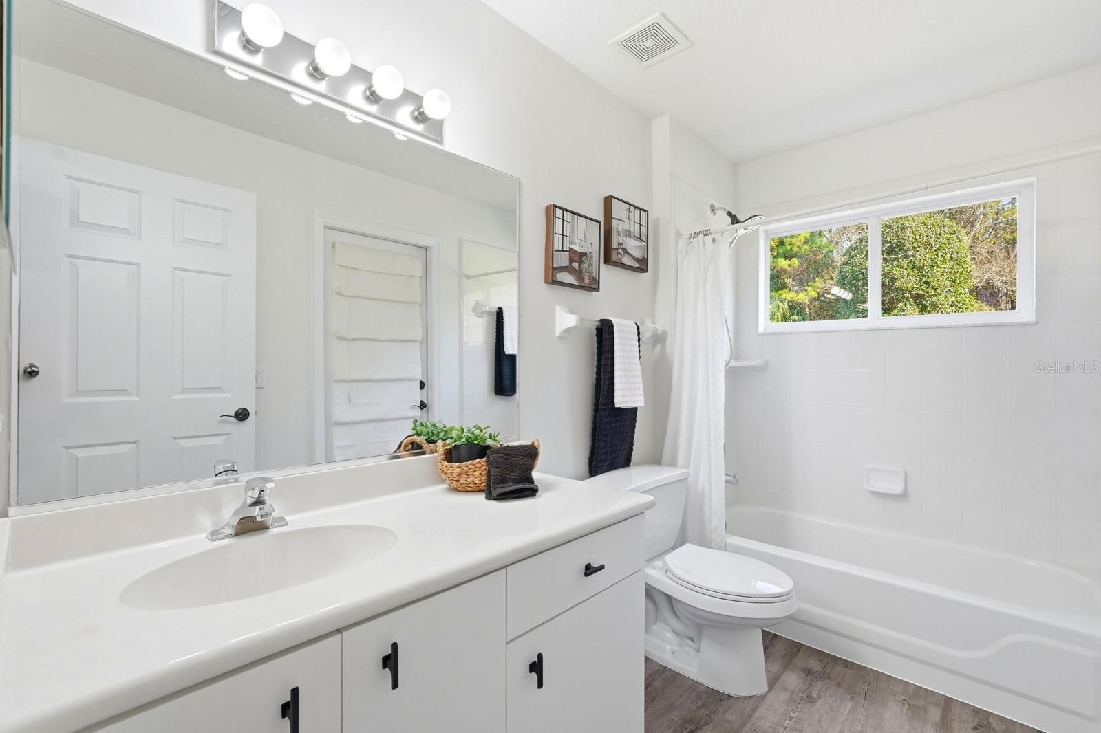 BREAKAWAY TRAILS - Residential