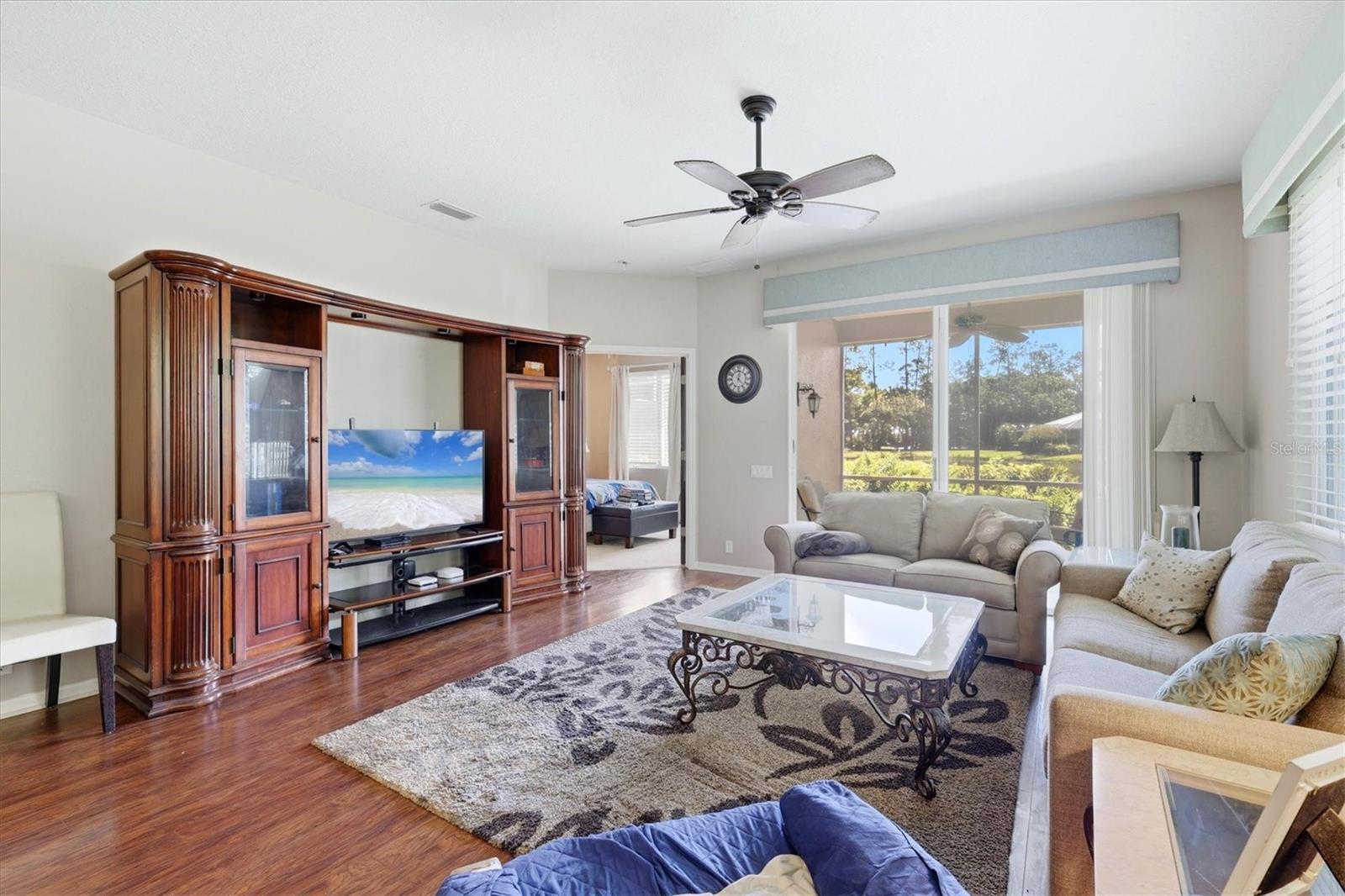 ROSEDALE 8 WESTBURY LAKES - Residential