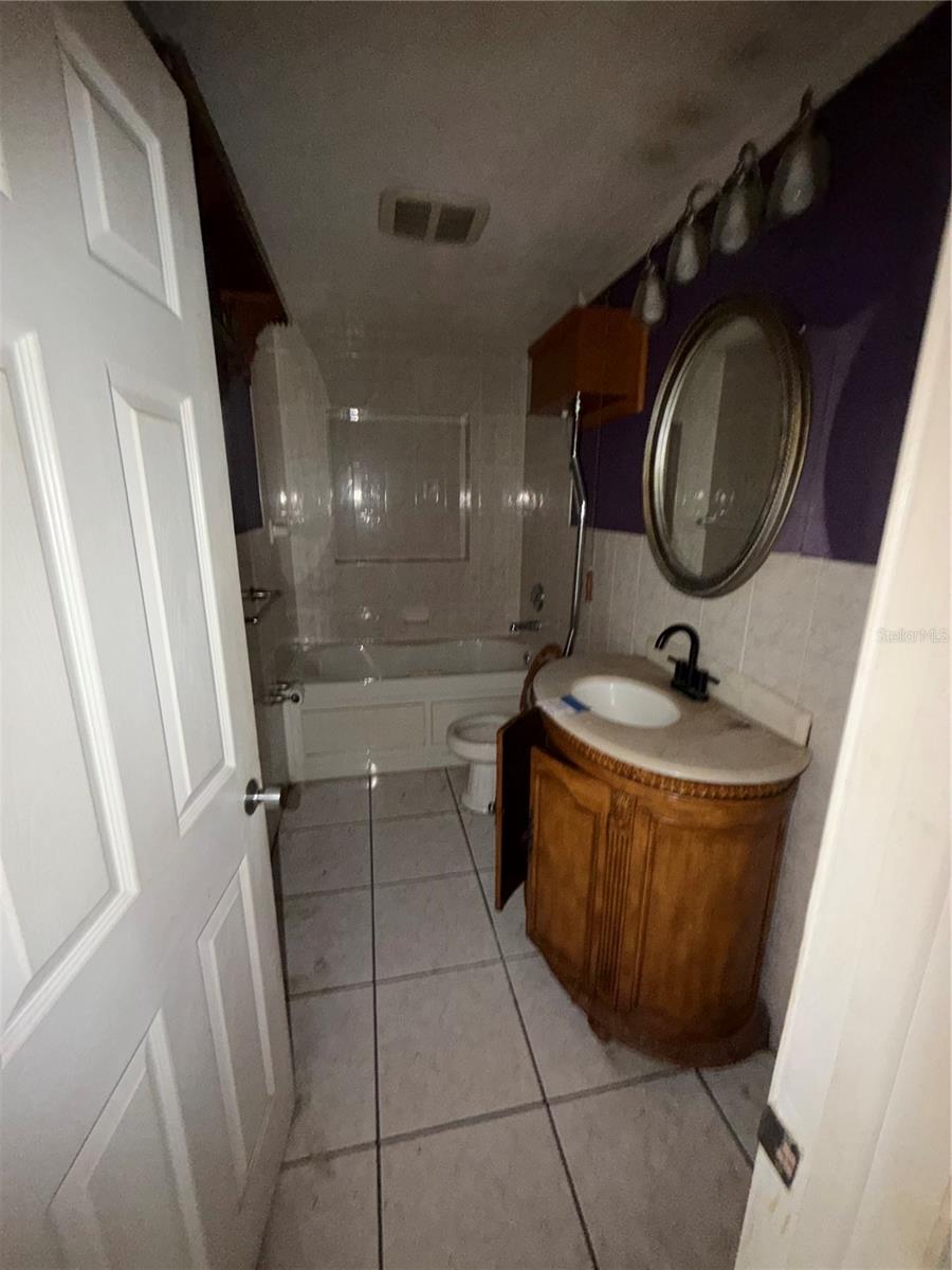 FORT KING ESTATES - Residential