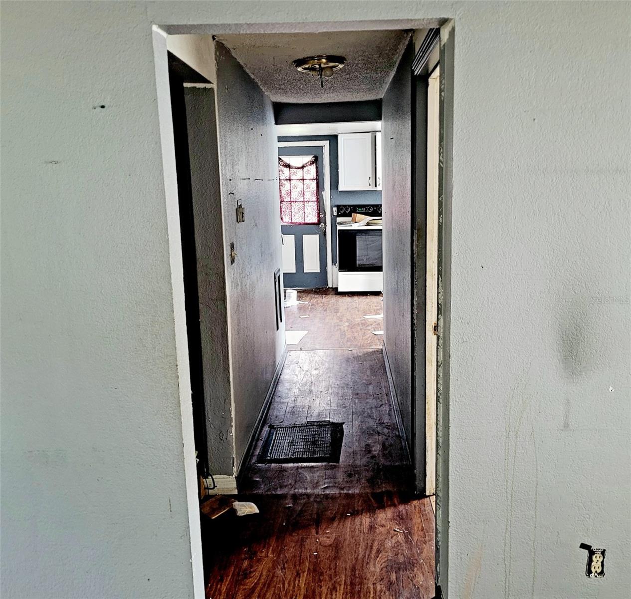 135 N JOHN STREET