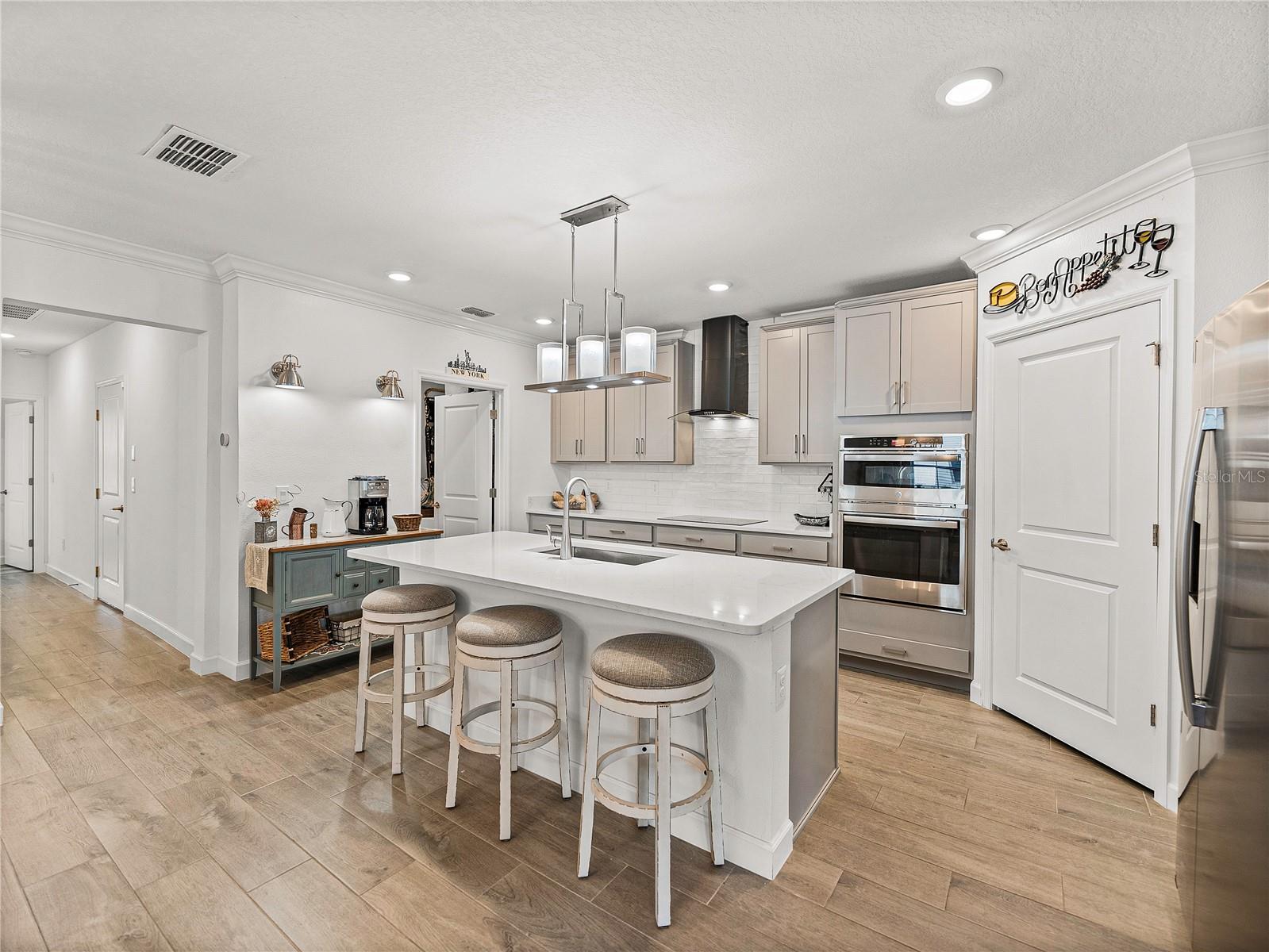 MEDLEY AT SOUTHSHORE BAY - Residential