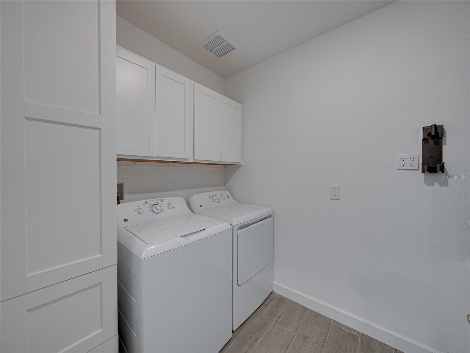MEDLEY AT SOUTHSHORE BAY - Residential