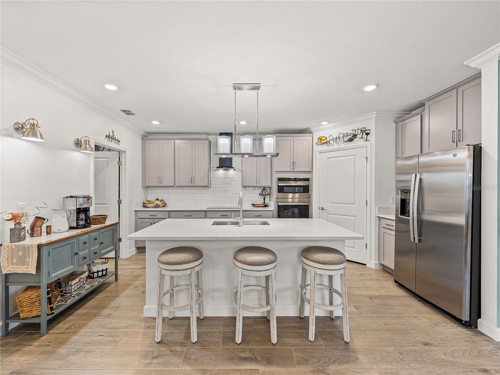 MEDLEY AT SOUTHSHORE BAY - Residential