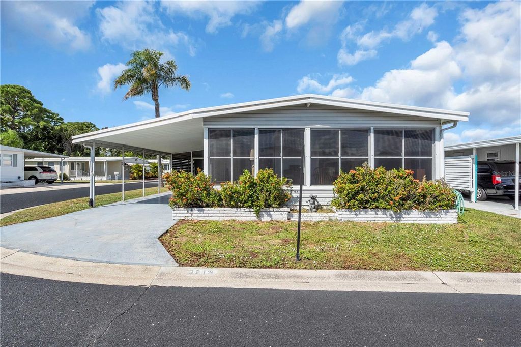 Photo of 3213 Sumac Terrace, Sarasota, FL 34237 (MLS # A4629971)