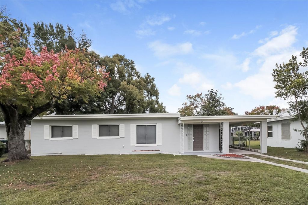 Photo of 5963 Bamboo Drive, Orlando, FL 32807 (MLS # O6369525)