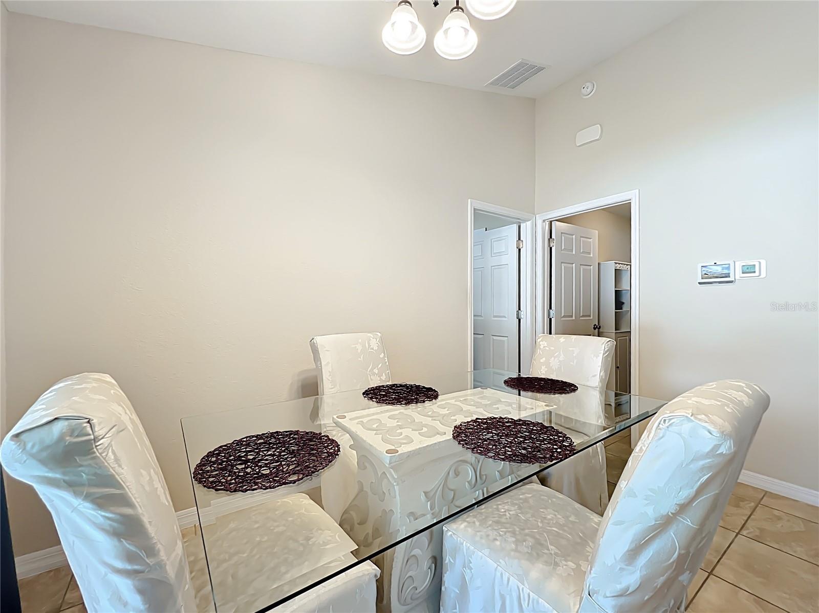 SILVER SPGS SHORES UN 09 - Residential