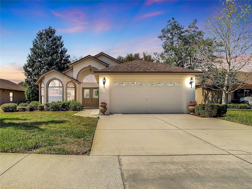 Photo of 13733 BRYNDLEWOOD CT, HUDSON, FL 34669 (MLS # T3432141)