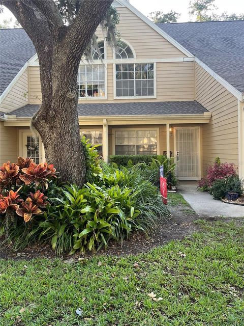 3615 PINE KNOT DRIVE VALRICO FL 33596