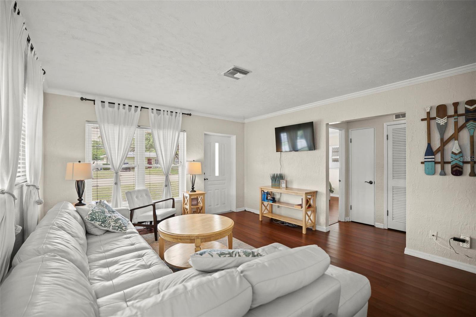 1121 SUNNYDALE DRIVE