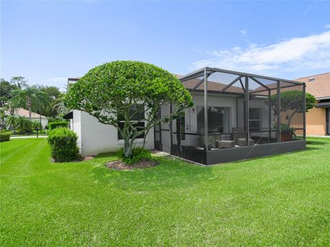 A home in LAKE WALES