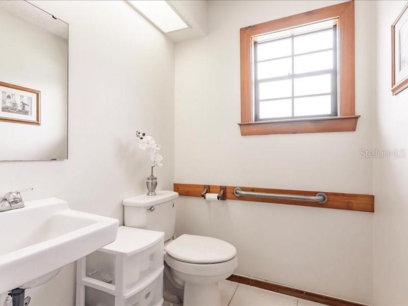 MILL CREEK PH 01 - Commercial Sale