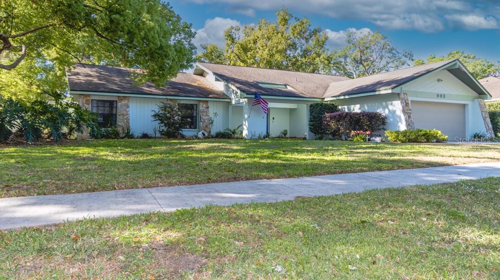 903 SETTER COURT