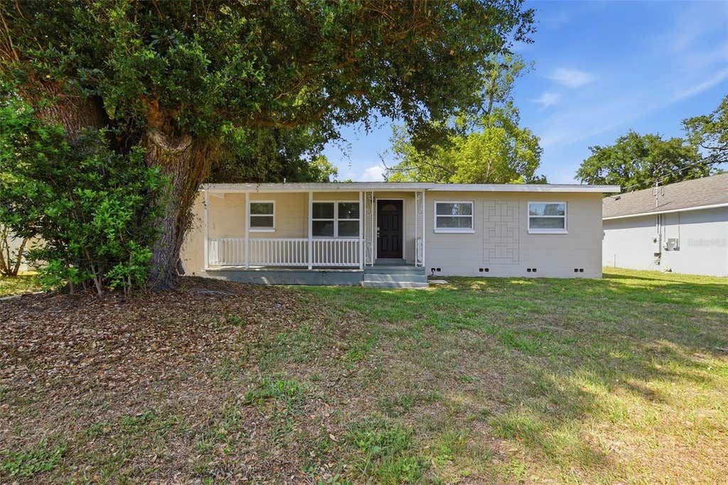 Photo of 3521 Arch Street, Orlando, FL 32808 (MLS # O6435083)