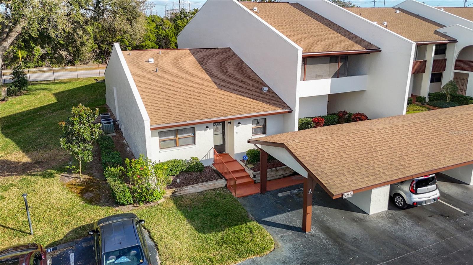 ORCHARDS RADCLIFFE CONDO - Residential