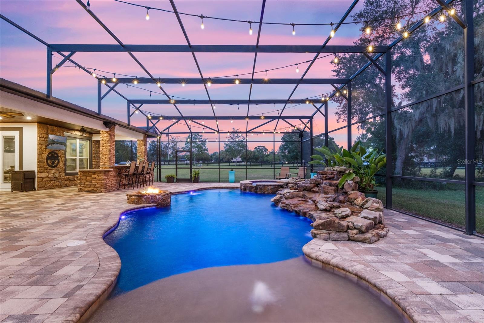 SEMINOLE ESTATES - Residential