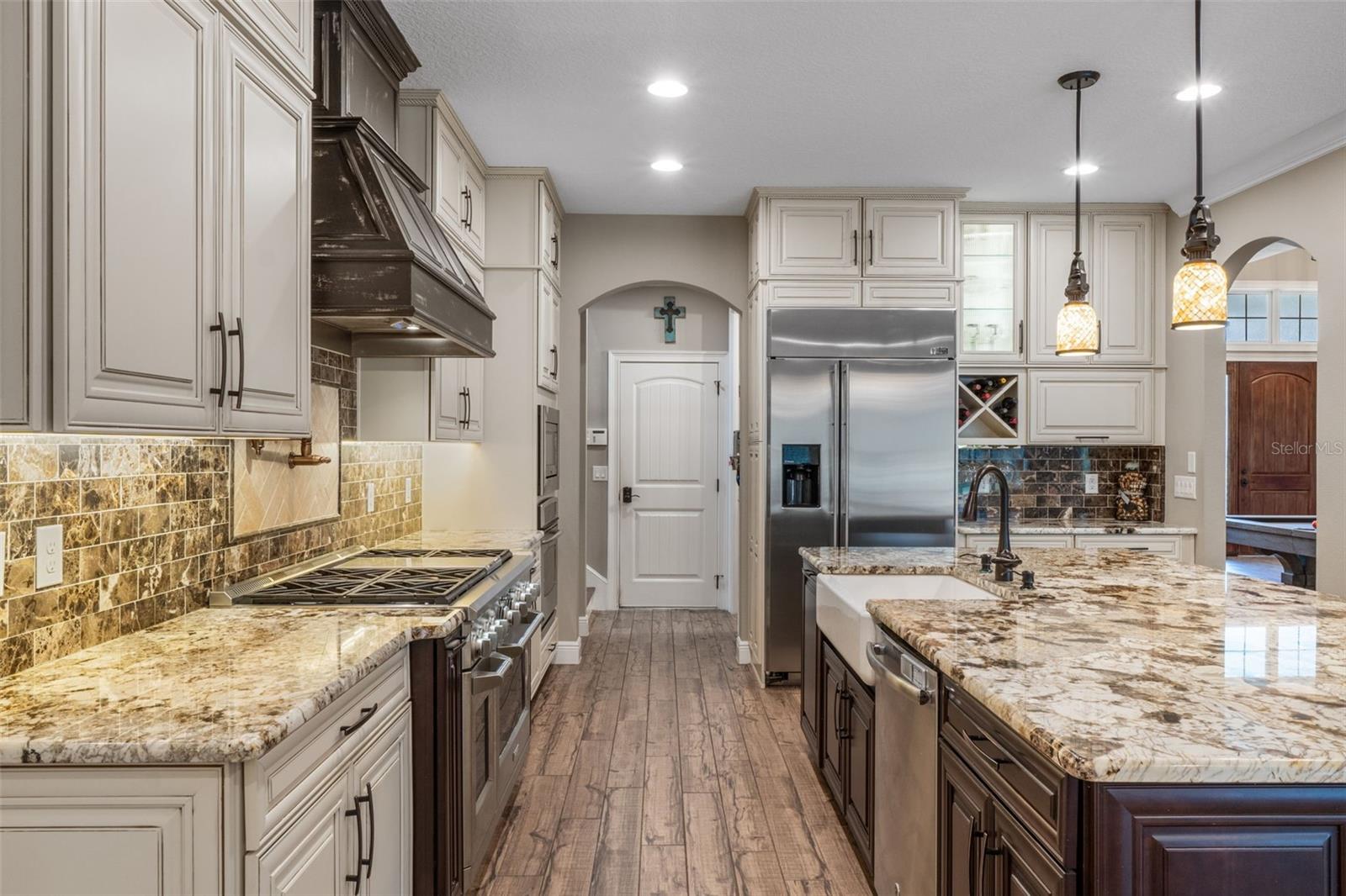 SEMINOLE ESTATES - Residential