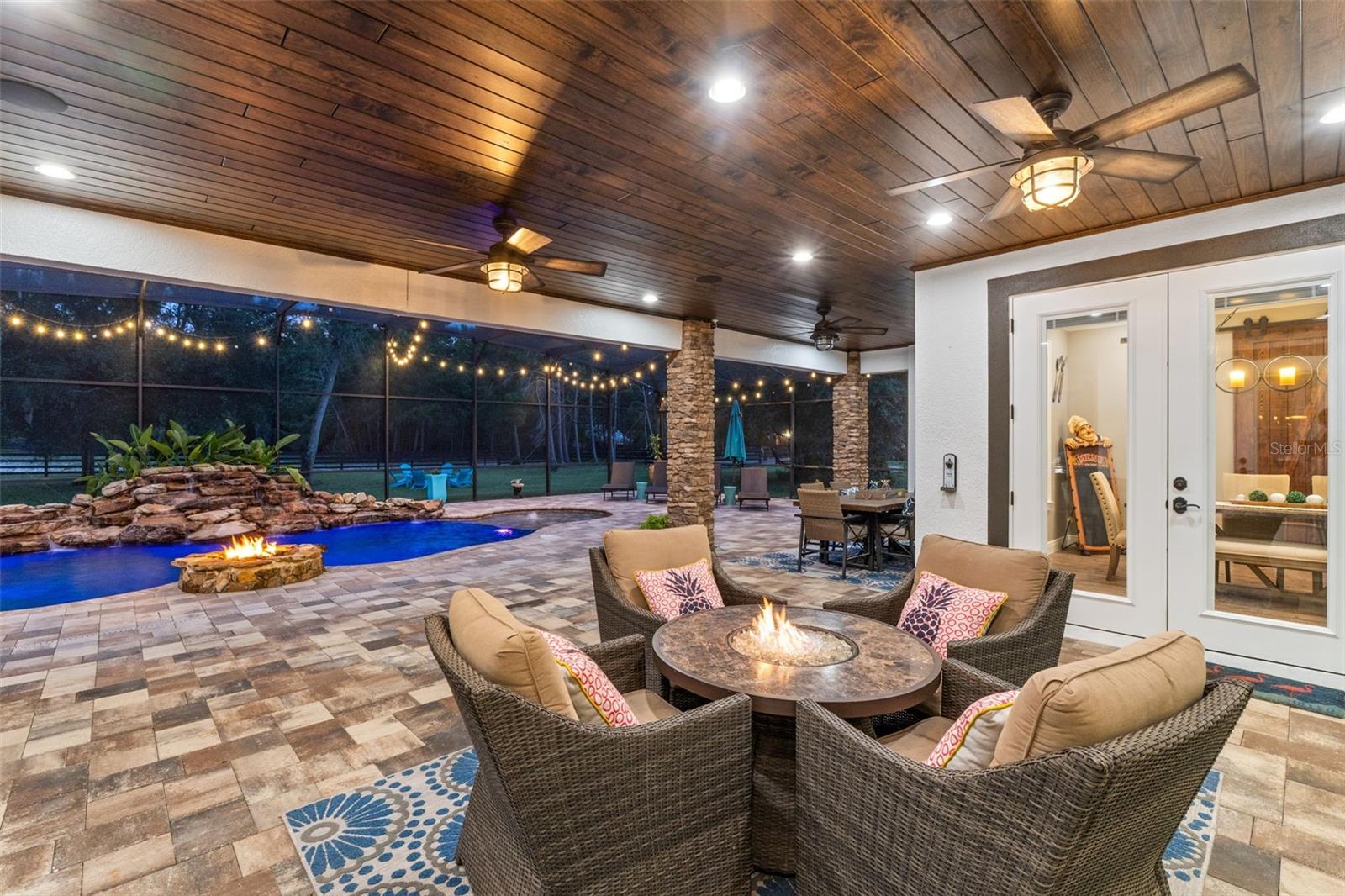SEMINOLE ESTATES - Residential