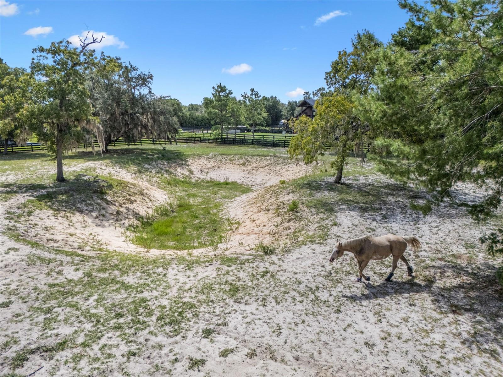 SEMINOLE ESTATES - Residential
