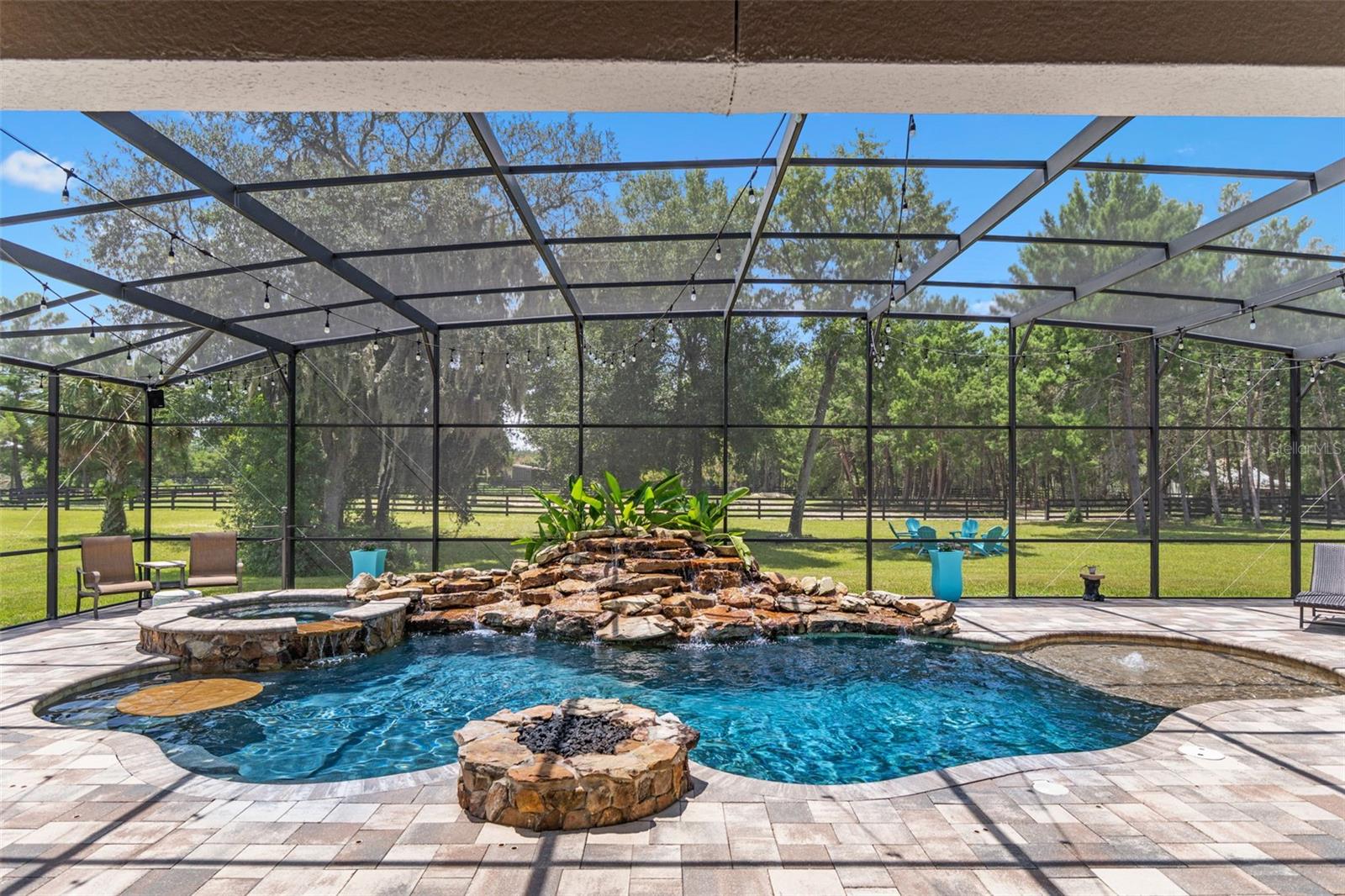 SEMINOLE ESTATES - Residential