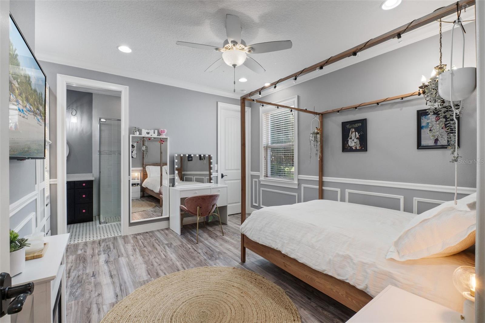 SEMINOLE ESTATES - Residential