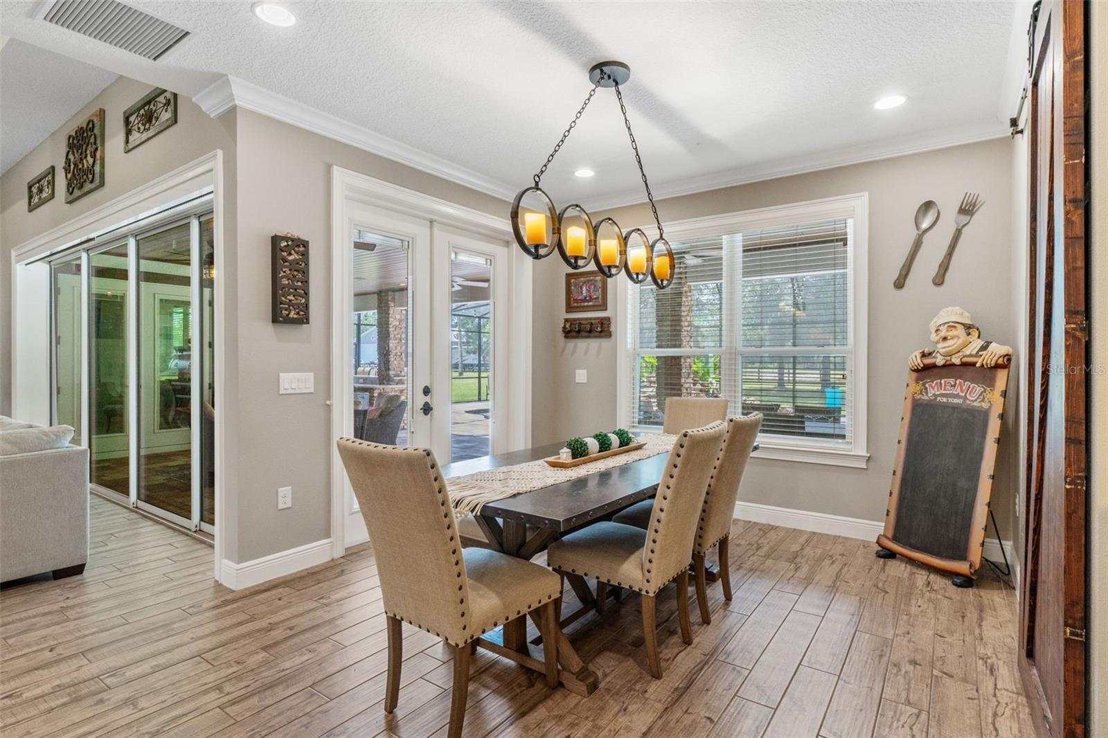 SEMINOLE ESTATES - Residential