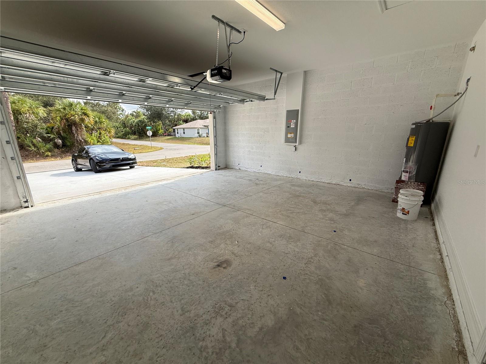 PORT CHARLOTTE SUB 24 - Residential Lease