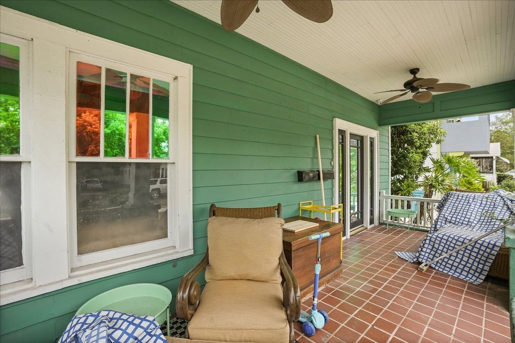 Photo of 1629 Ferris Avenue, Orlando, FL 32803 (MLS # O6404133)