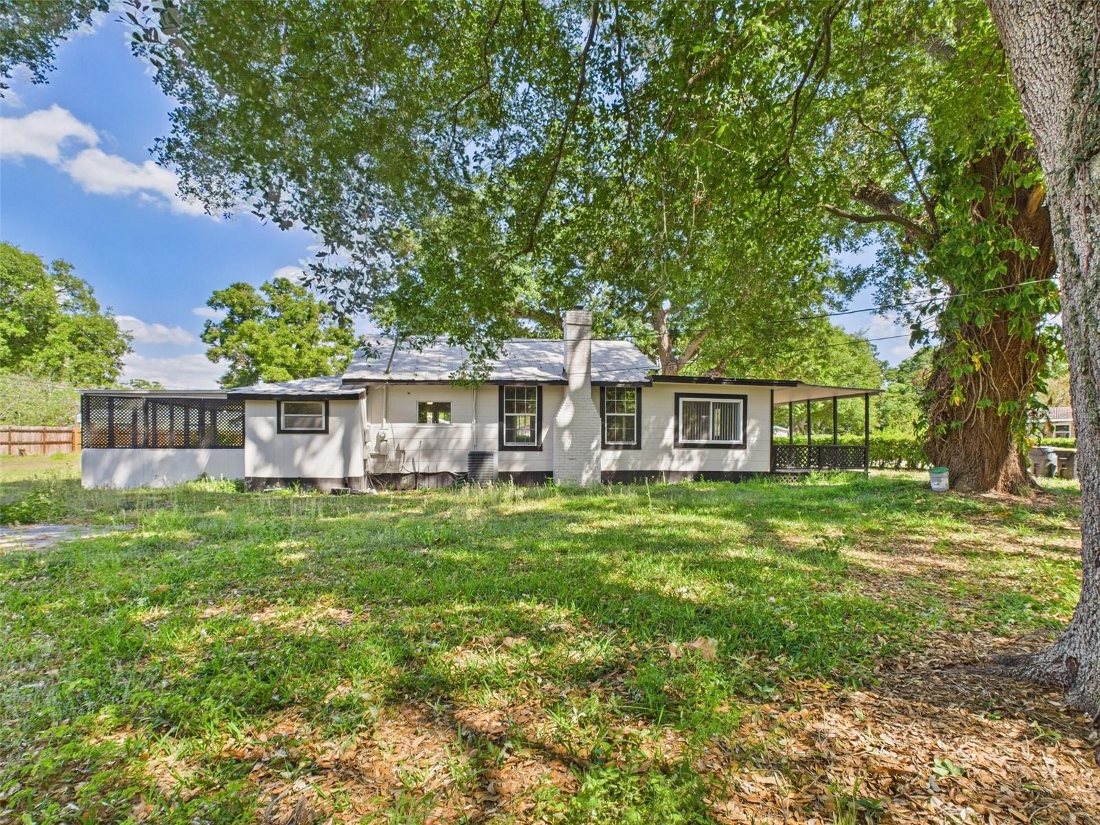 WAVERLY MANOR - Residential Lease