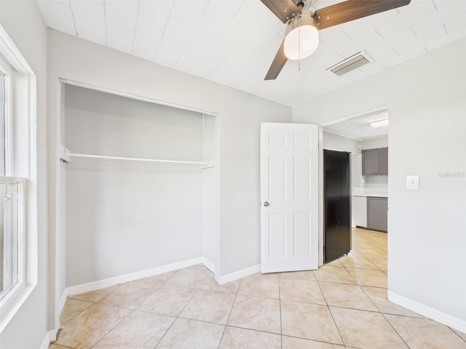 WAVERLY MANOR - Residential Lease