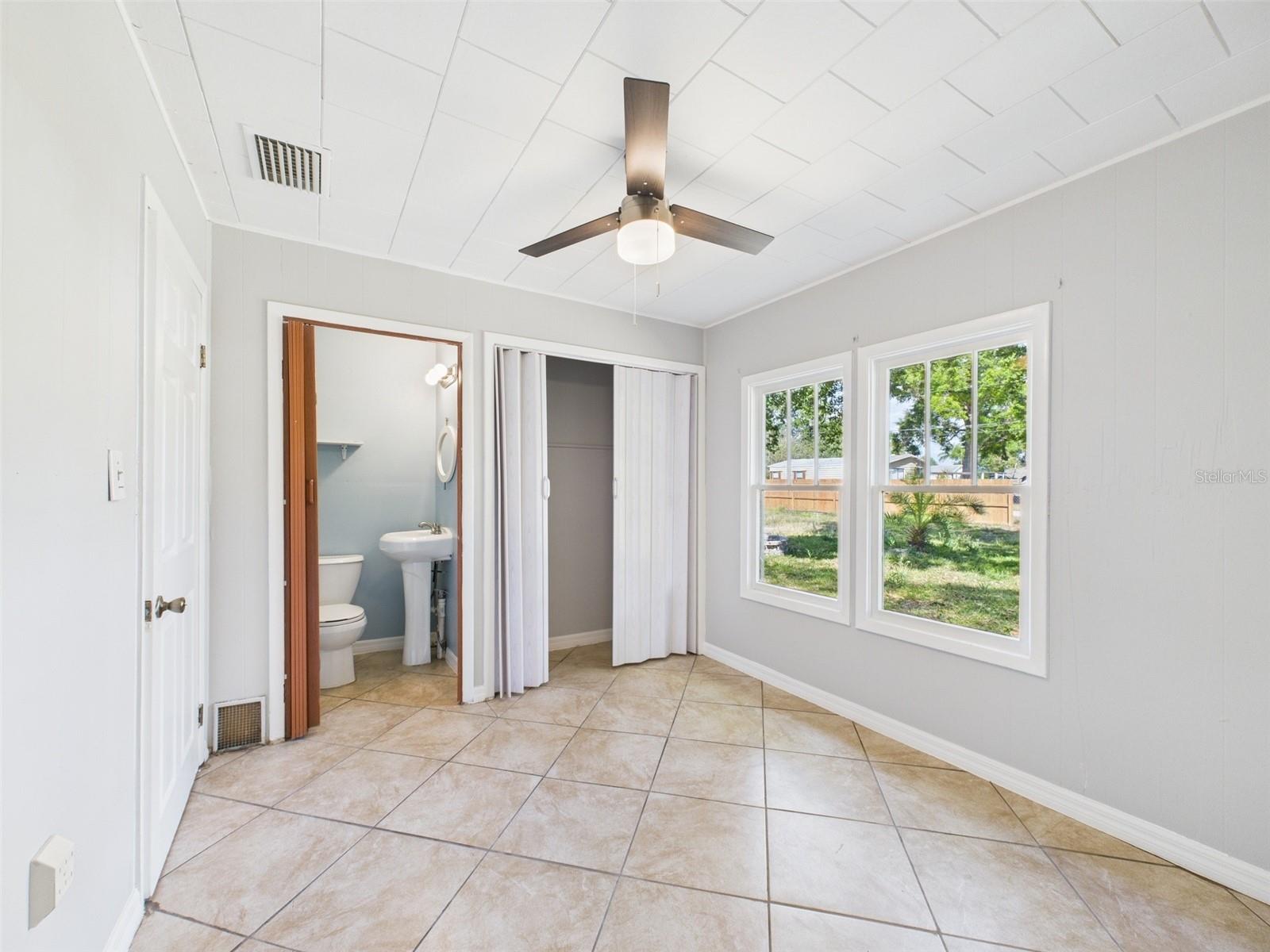 WAVERLY MANOR - Residential Lease