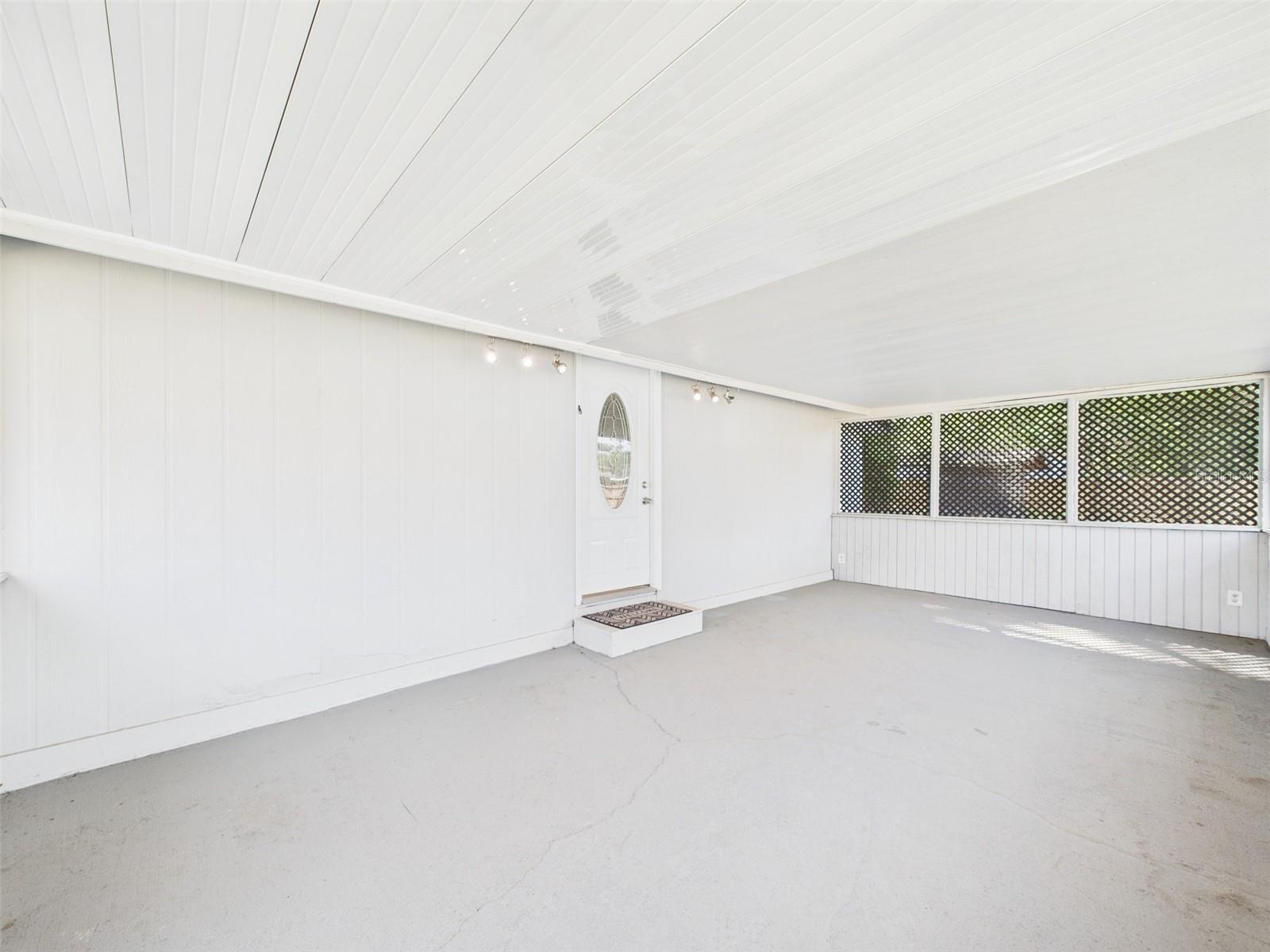 WAVERLY MANOR - Residential Lease